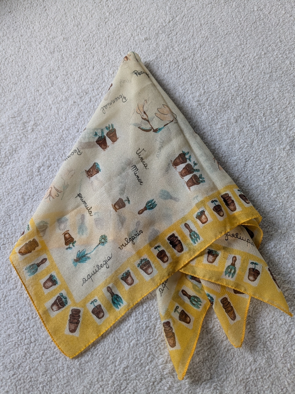Vintage Gardeners Flowers Yellow Pots Plants Square Scarf Handkerchief Rare